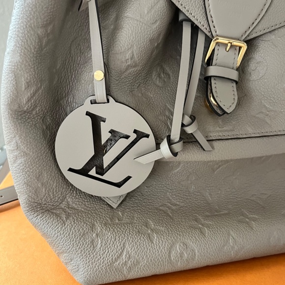 Louis Vuitton bag - Picture 3 of 11